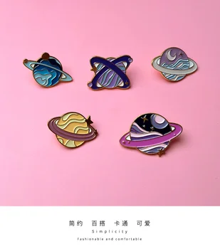 Planeta Brosa Drăguț cuplu Japonez prietenele sac insignă de metal pin accesorii haine rucsac bijuterii Medalie Imagine 4